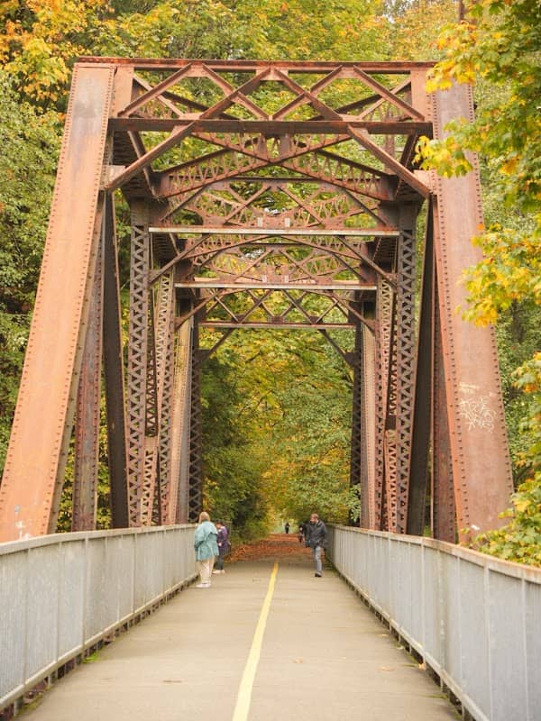 Maplewood Roadside Park - Image 1