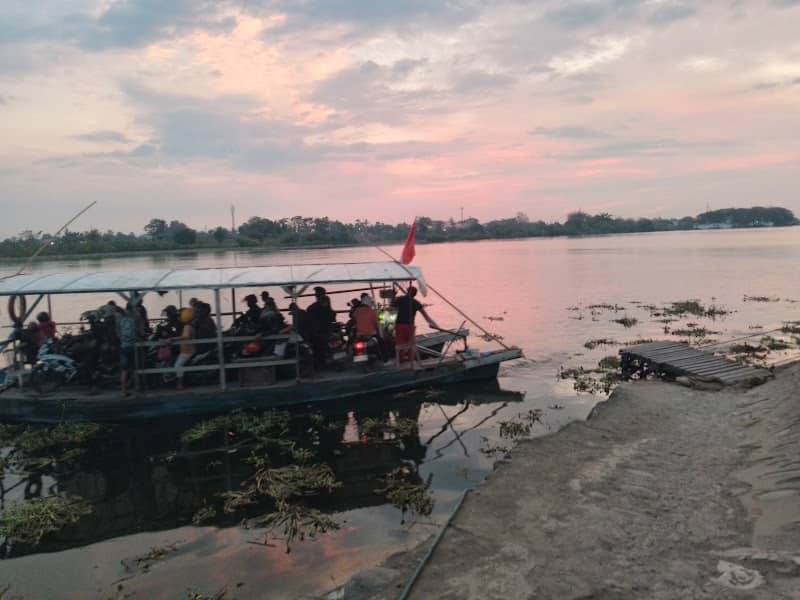 Dermaga penyeberangan benteng somba opu - Image 1
