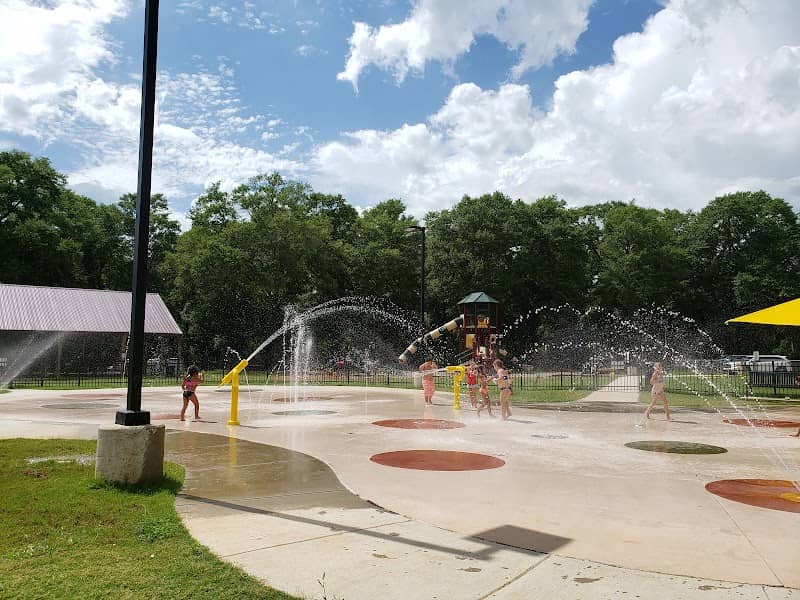 Creekwood Park and Splashpad - Image 1