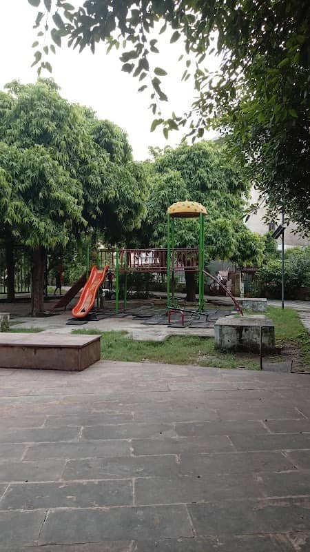 Ravindrapuri park - Image 1