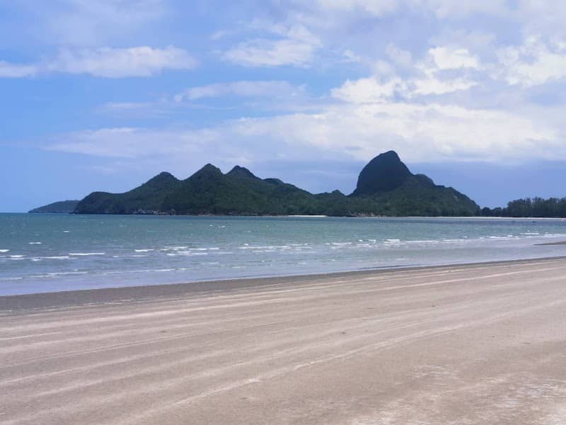 Beach Promenade - Image 1