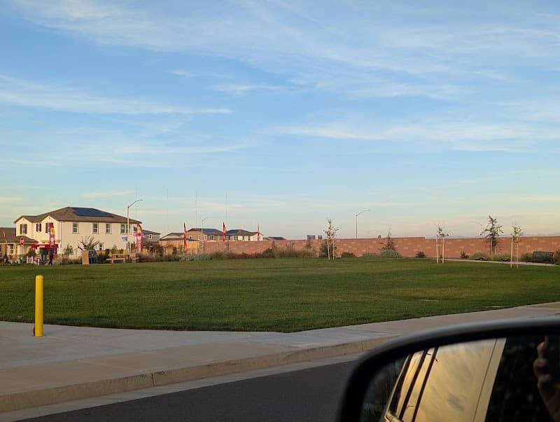 Rockrose Park - Image 1