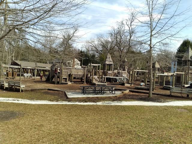 Franklin Park - Image 2