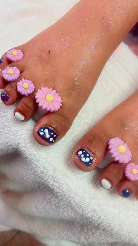 Spoil Me Rott'n Luxury Kid Spa - Image 1