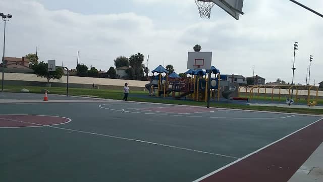 Del Amo Park - Image 1