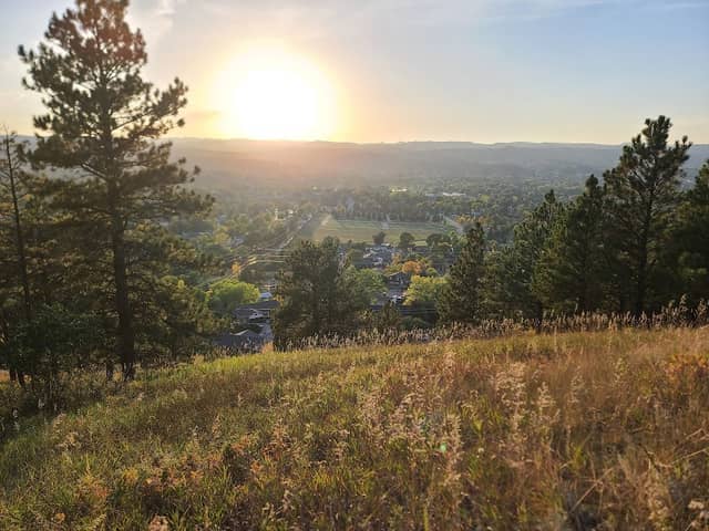 Stonewall Overlook Trailhead - Image 2