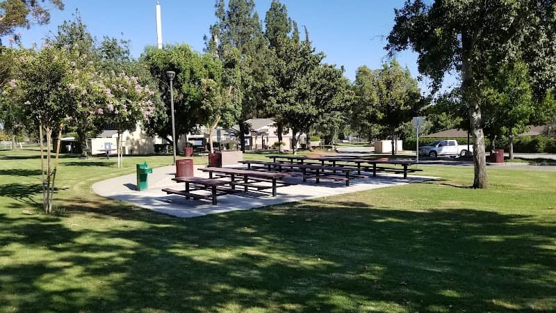 Magnolia Park - Image 1