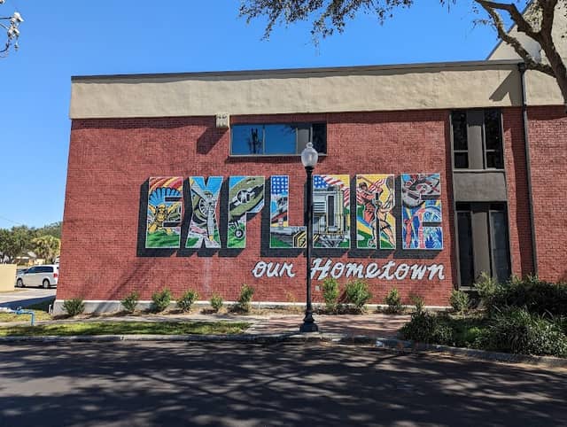 Zephyrhills Mural - Image 1
