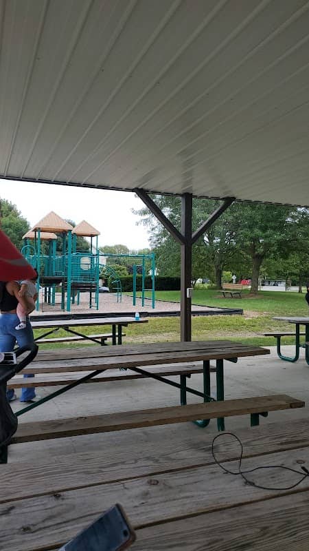 Willow Pond Park Shelter - Image 2
