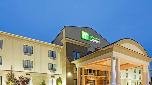 Holiday Inn Express Troutville - Roanoke North by IHG - Image 1