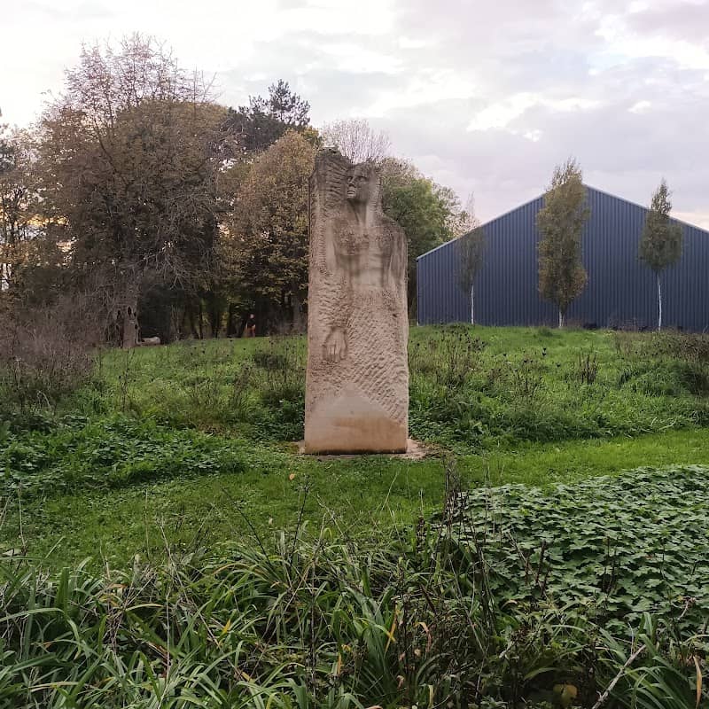 Agathe Roullot Garden - Image 1