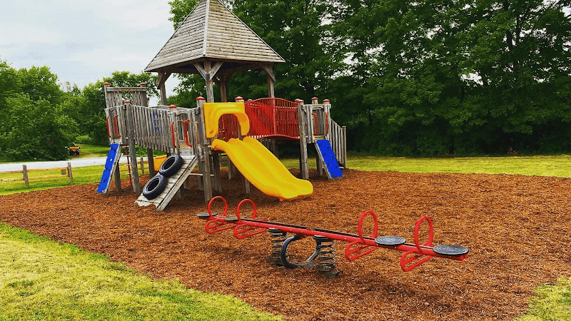 Huntingdon Park - Image 1