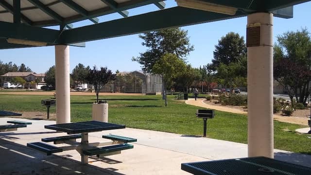 La Ladera Park - Image 1