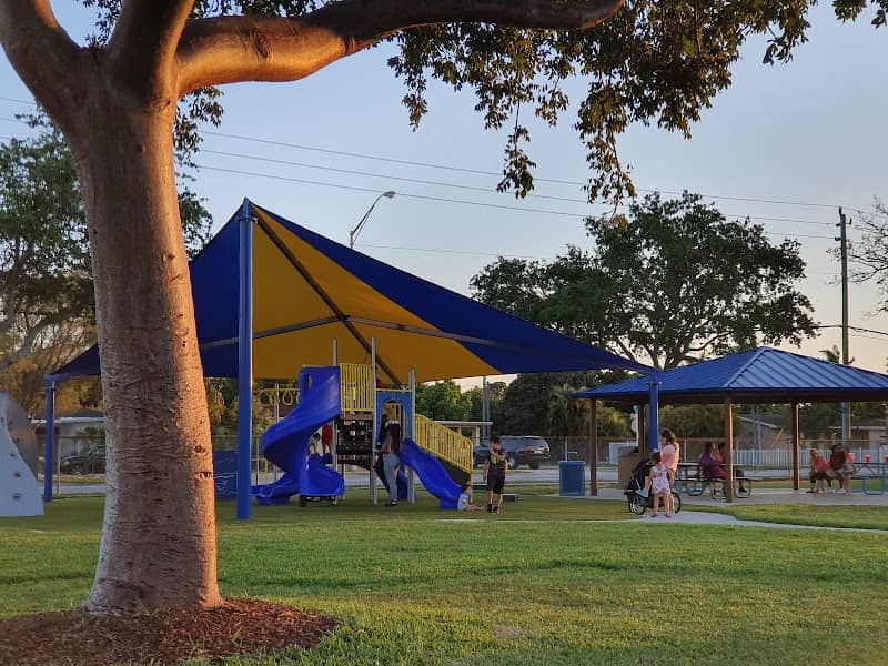 Claude Pepper Park - Image 2