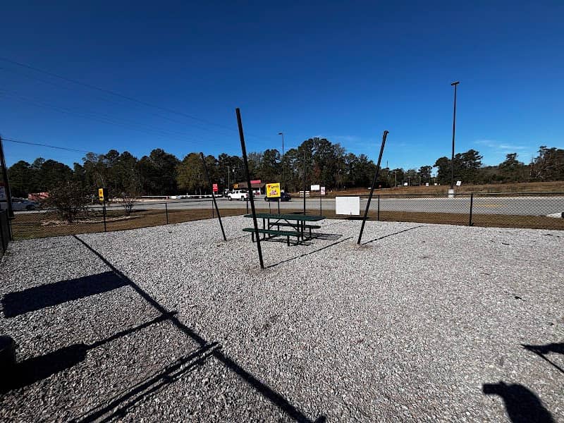 Love’s Dog Park - Image 1