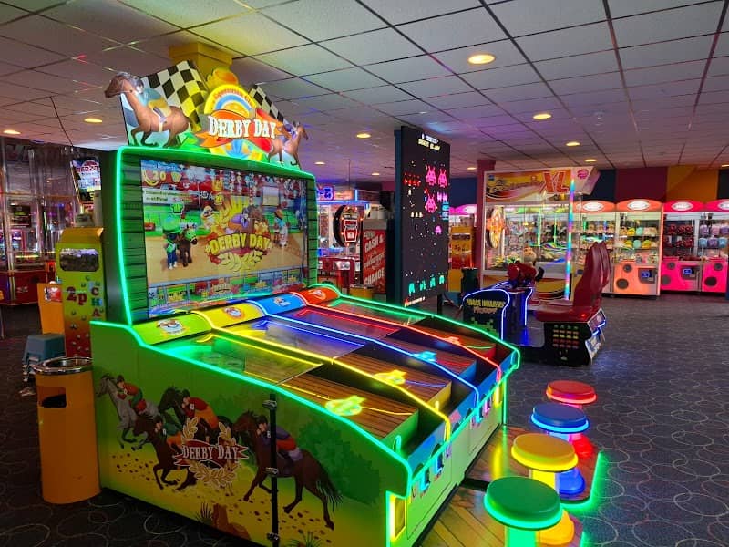 Stardust Amusements - Image 2