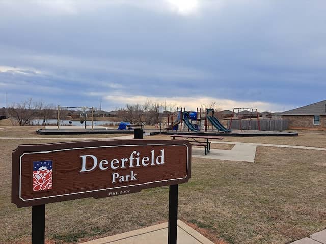 Deerfield Park - Image 1