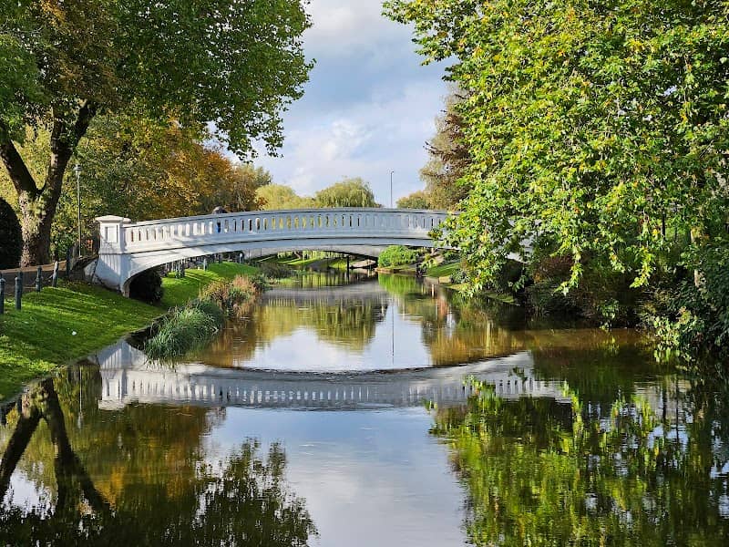 Victoria Park - Image 1