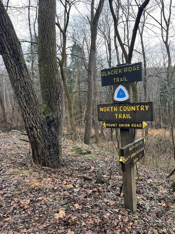North Country Trail North Shore Drive Trailhead - Image 2