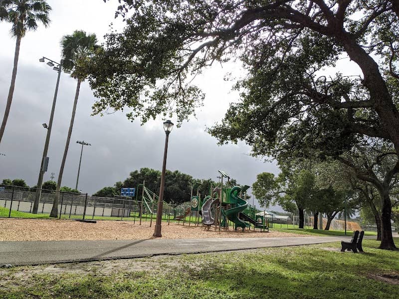 Gazeebo & Kids Playground - Plantation Central Regional Park - Image 2