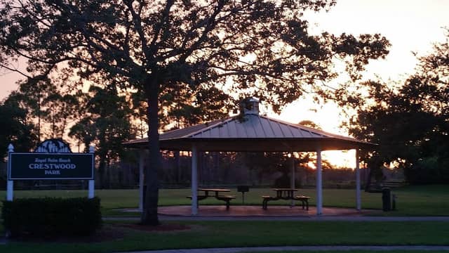 Crestwood Park - Image 1