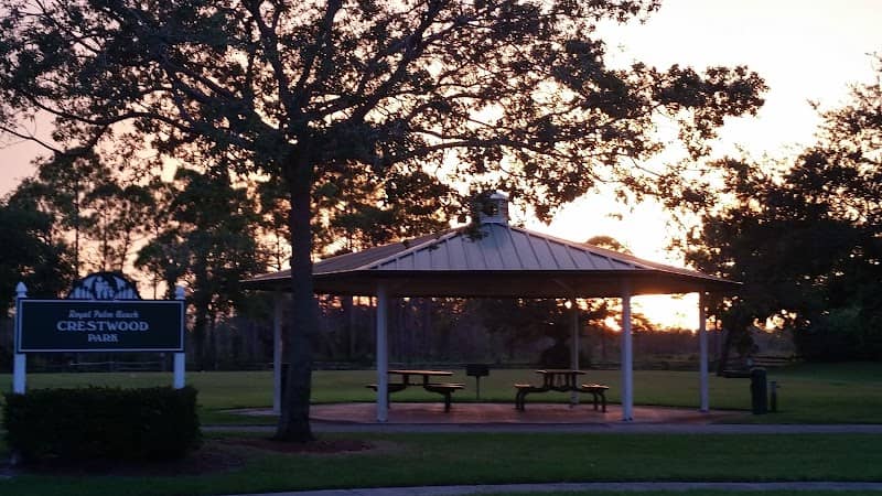 Crestwood Park - Image 1