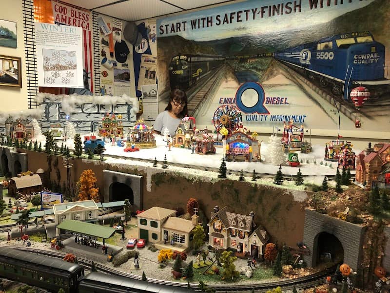Doll House Museum - Image 2