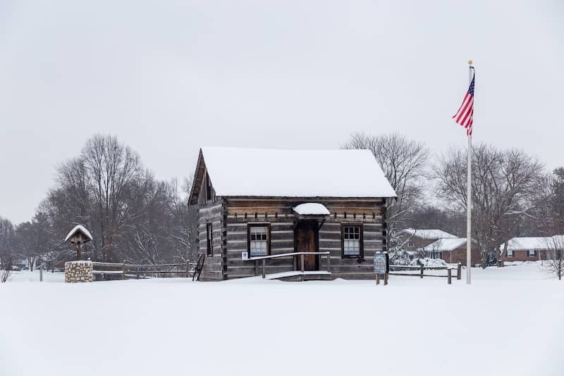 Mersinger Cabin - Image 1