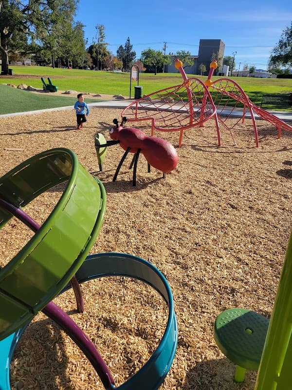 Thousand Oaks Community Park - Image 1