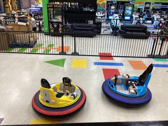 FlipZone Trampoline & Fun Park - Image 1
