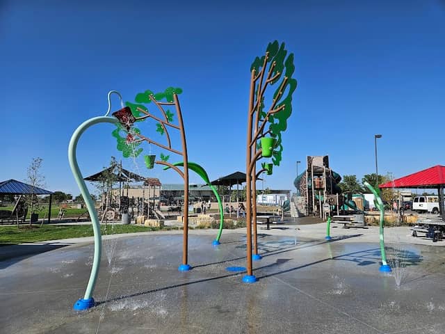 Community Center Park - Image 2