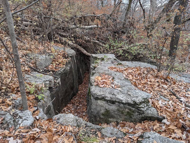 River Bluff Nature Reserve Trailhead - Image 2