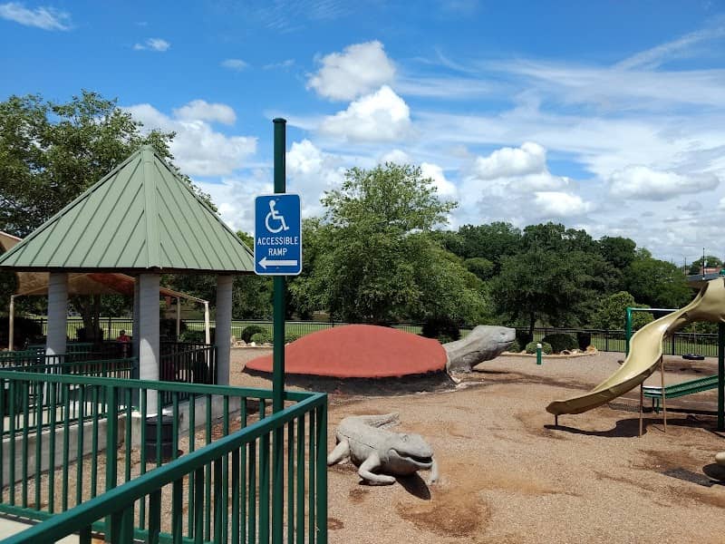 Turtle Grove Park - Image 1