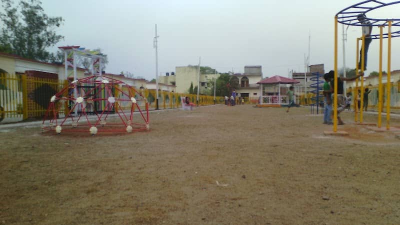 Adrash Railway Colony Pipariya - Image 1