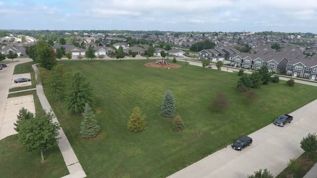 Cardigan Park - Image 1