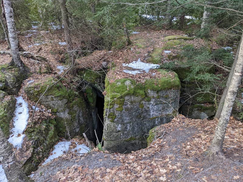 Standing Rock & Caves - Image 2