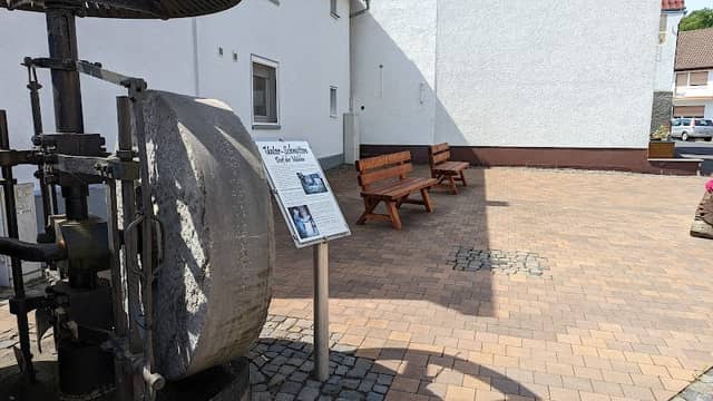 Ortsmitte Unter-Schmitten - Image 1