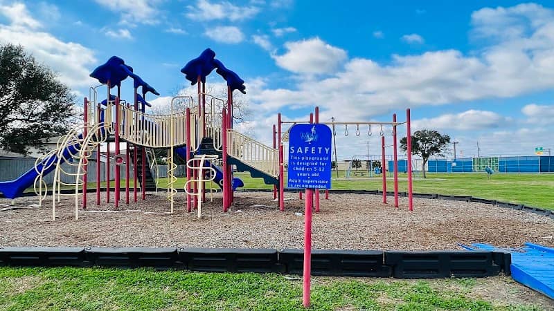East Cliff Park - Image 2