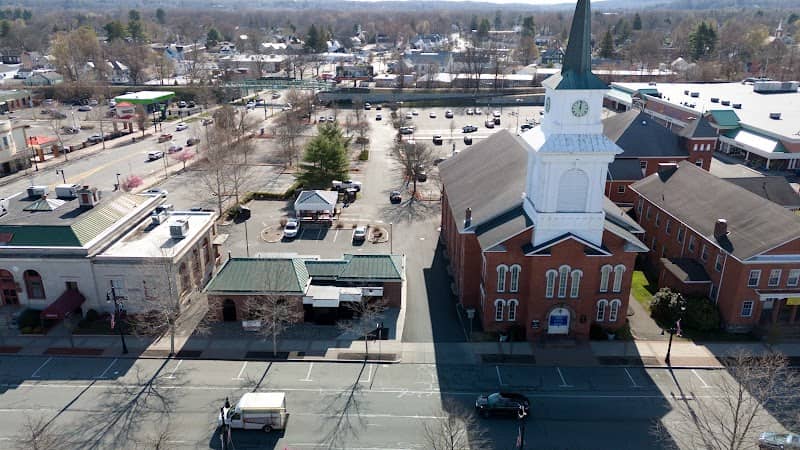 Park Square - Image 1