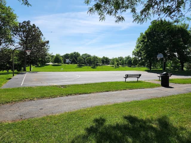 Concord Square Park - Image 1