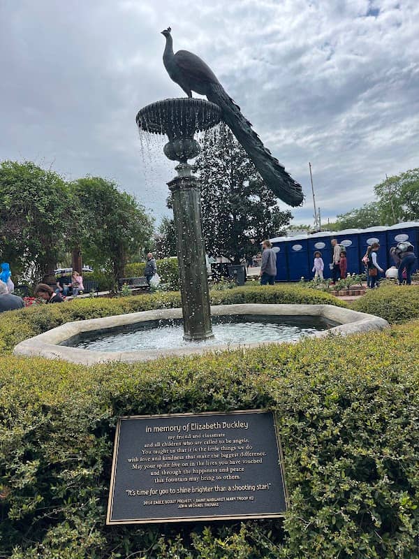Peacock Fountain - Image 1