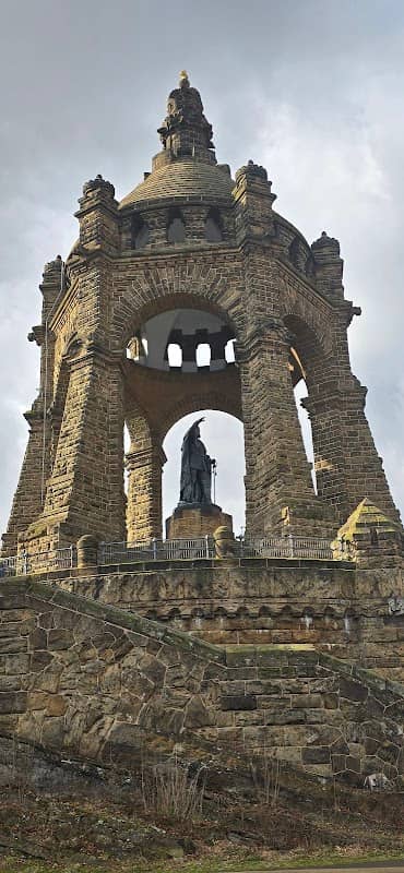 Kaiser Wilhelm Denkmal - Image 1