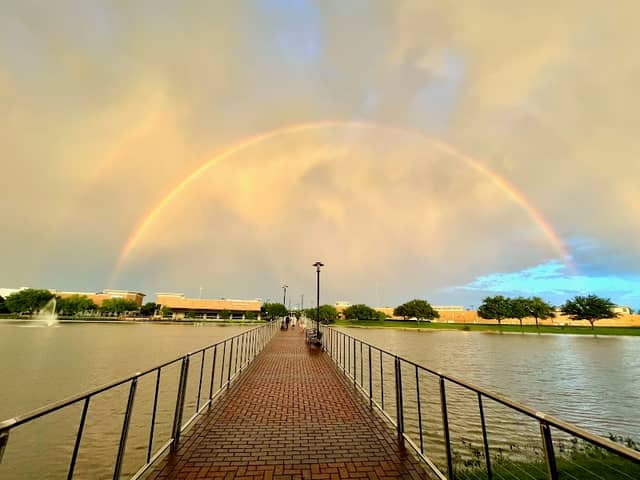 Lake Pointe Walkway - Image 1
