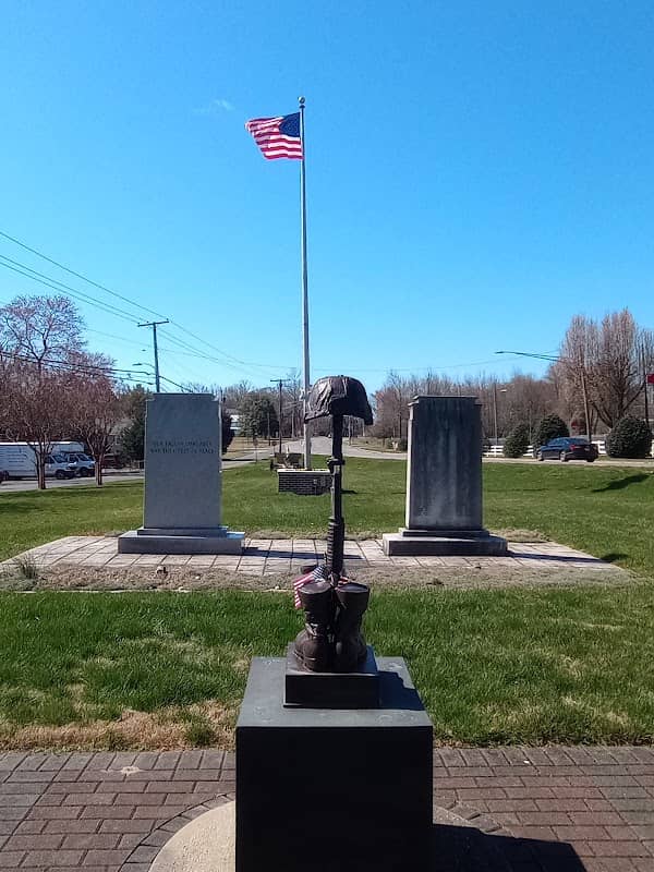 Veterans Memorial Park - Image 2