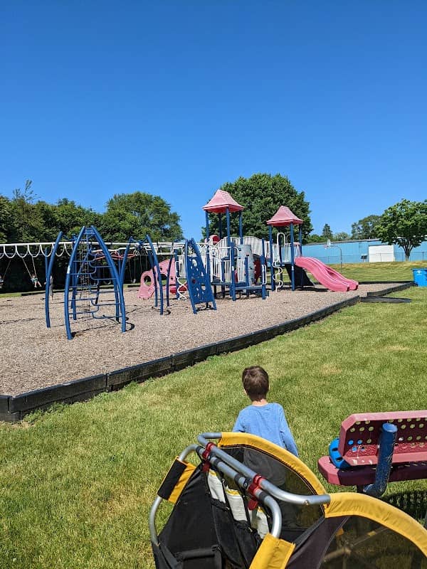 Cass Street Park - Image 1
