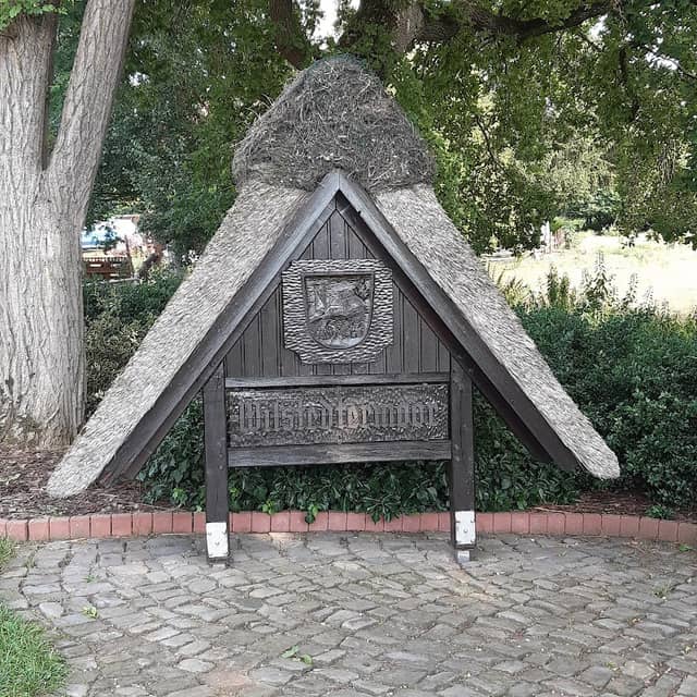 Pausenbank am Wilstedtermoor - Image 1