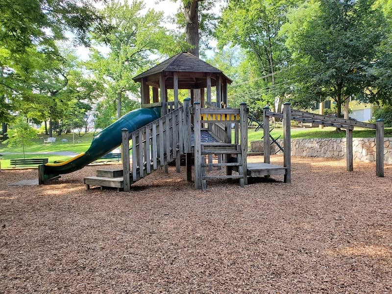 Pine Brook Park - Image 2