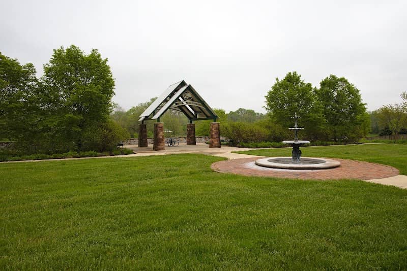Elm Street Green - Image 1