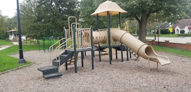 Burnham Park - Image 2