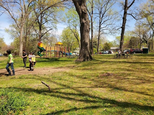 Oakdale Park - Image 1